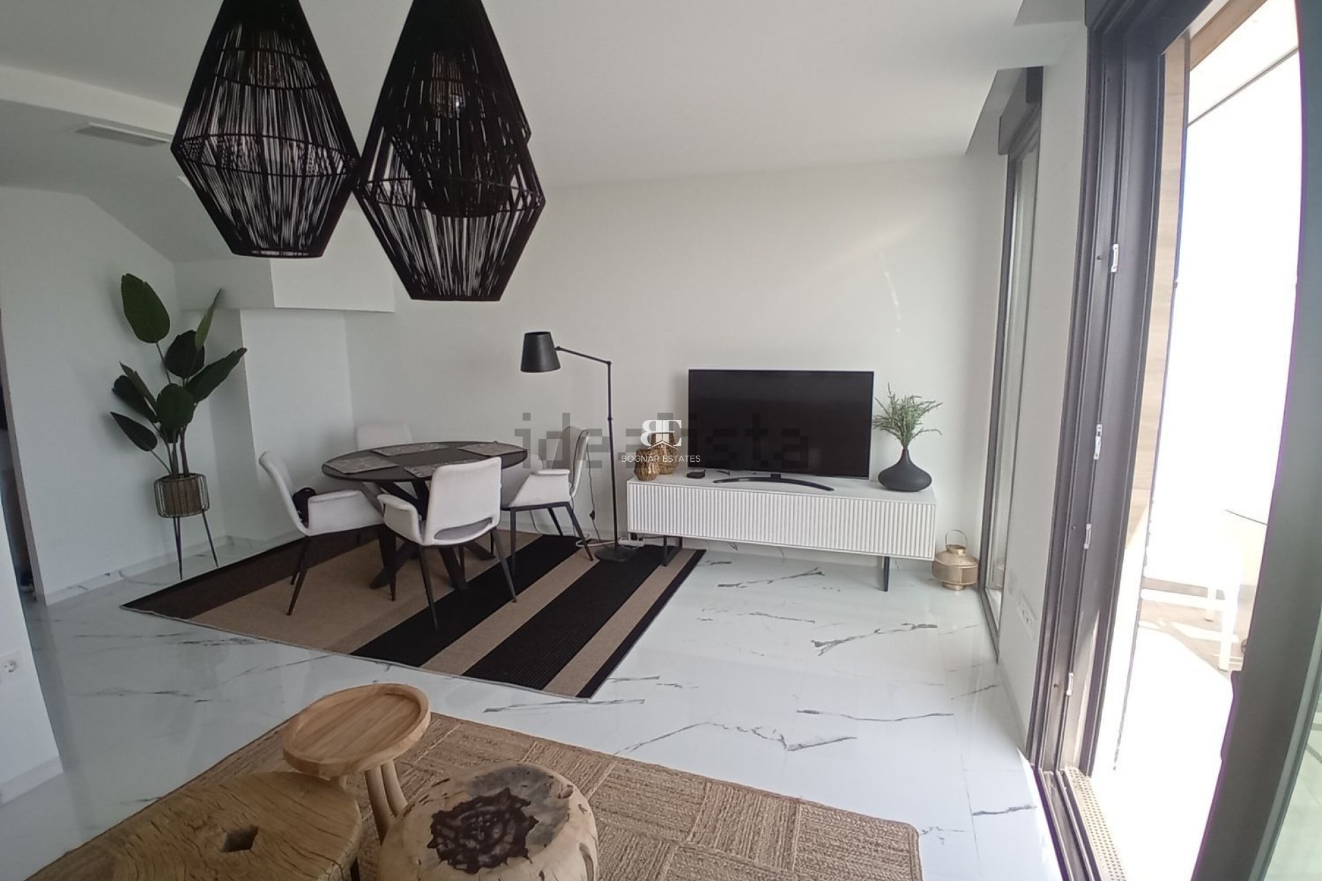 Resale - apartment -
Santa Pola - Gran Alacant