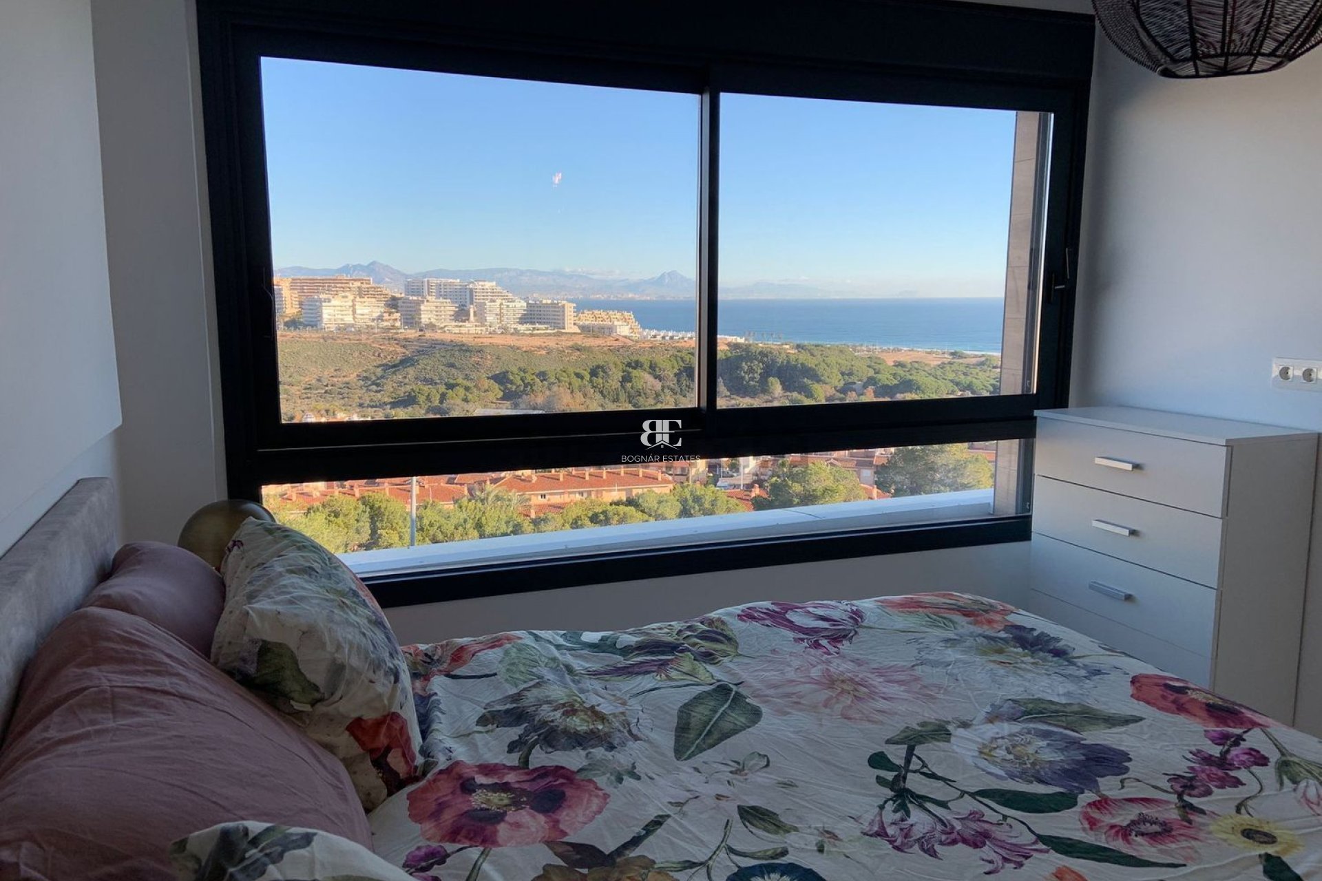 Resale - apartment -
Santa Pola - Gran Alacant