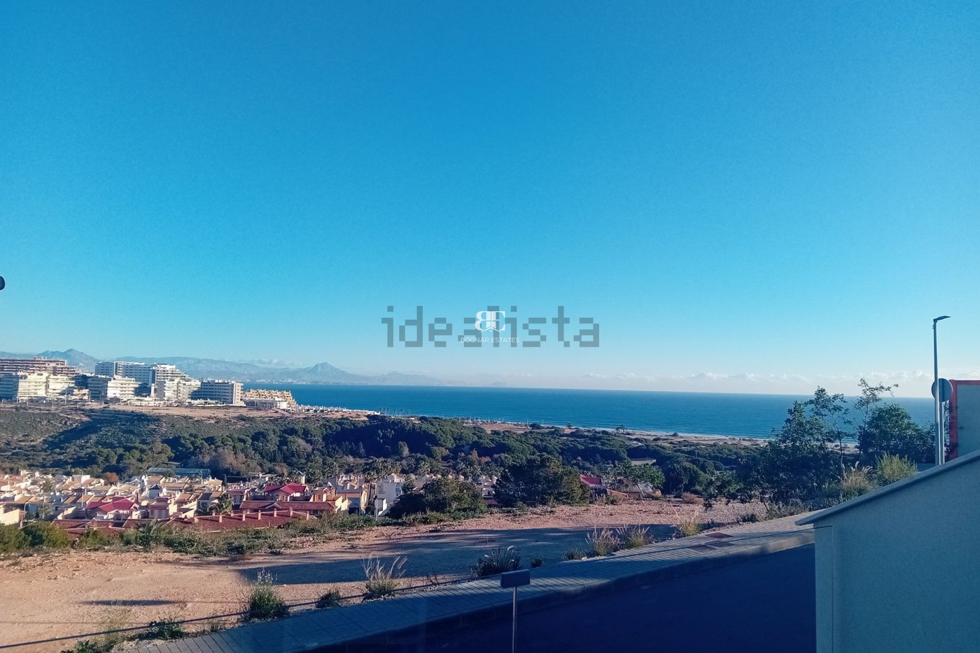 Resale - apartment -
Santa Pola - Gran Alacant