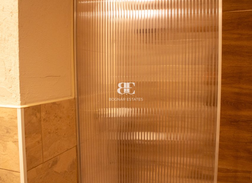 Resale - apartment -
Santa Pola - Playa del Este