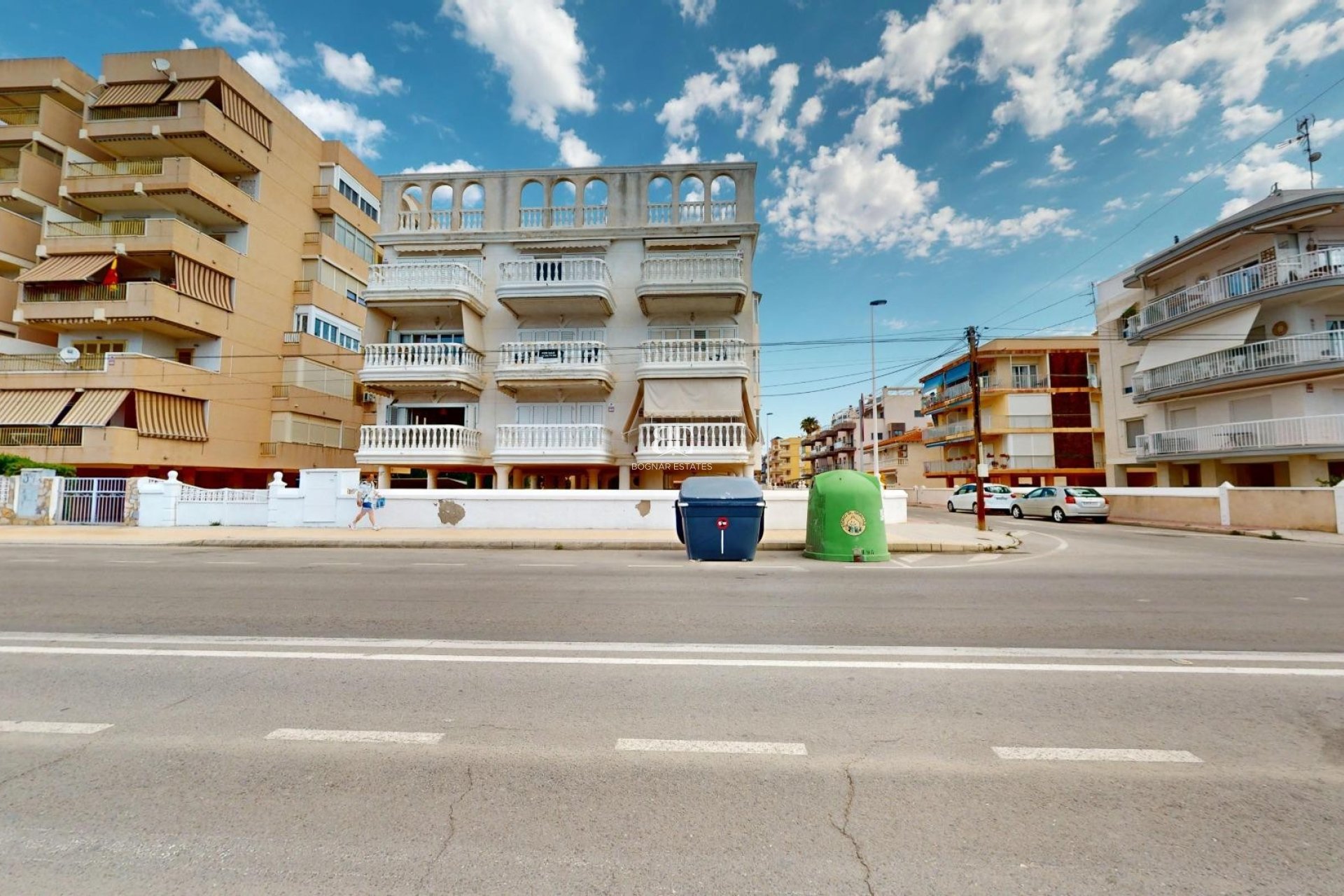 Resale - apartment -
Santa Pola - Playa Lisa