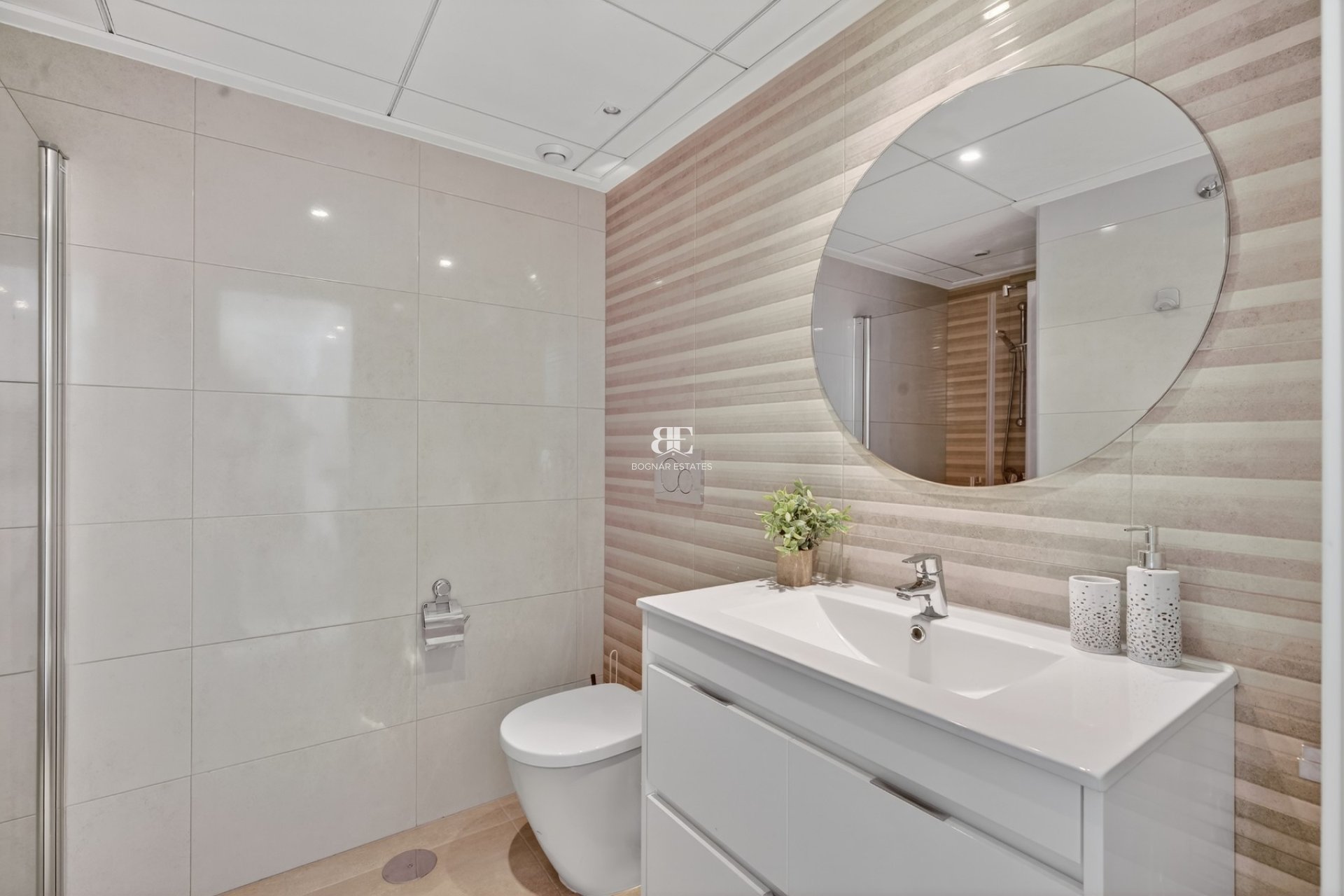 Resale - apartment -
Torrevieja - Aguas Nuevas