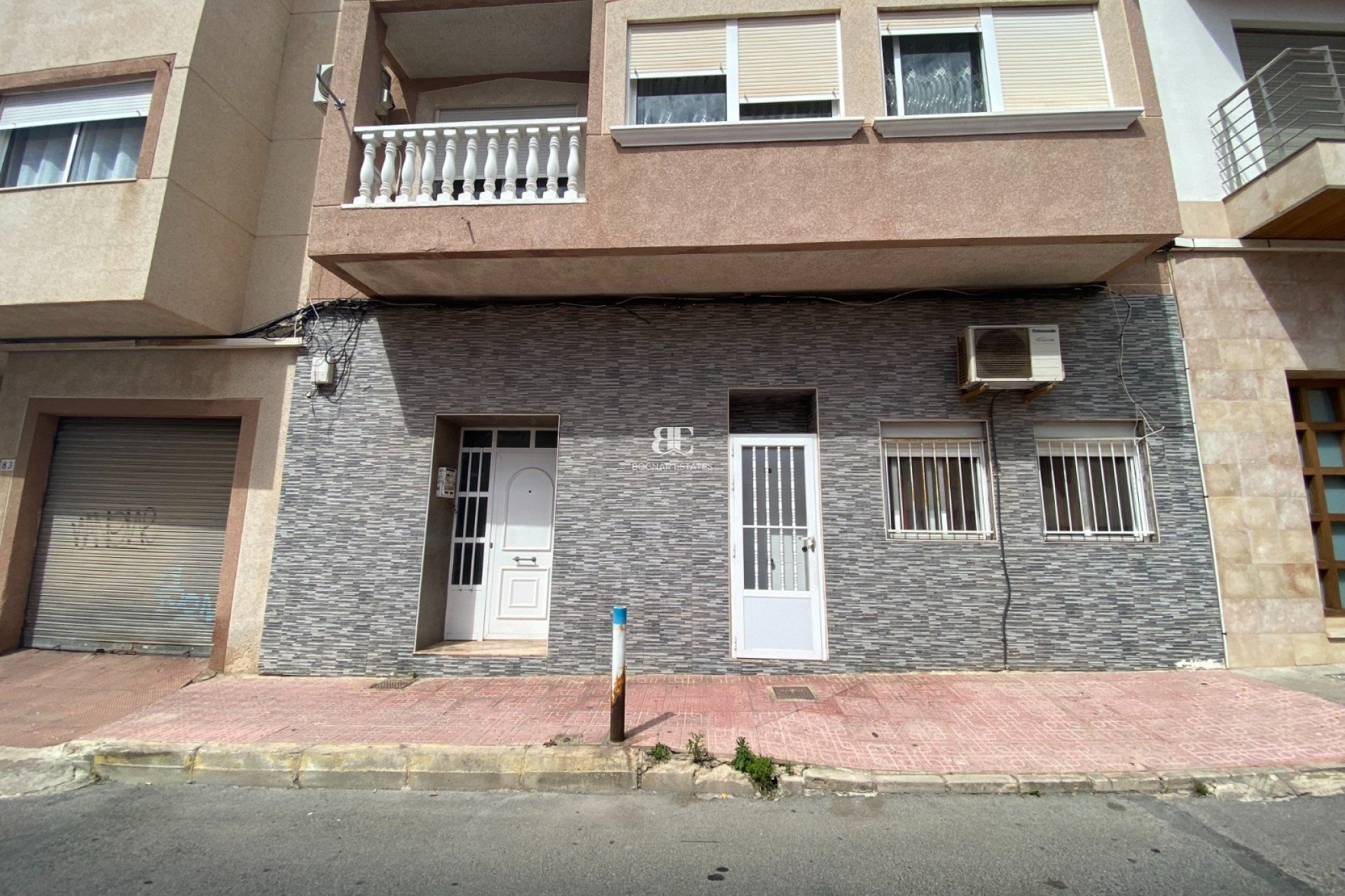 Resale - apartment -
Torrevieja - Center