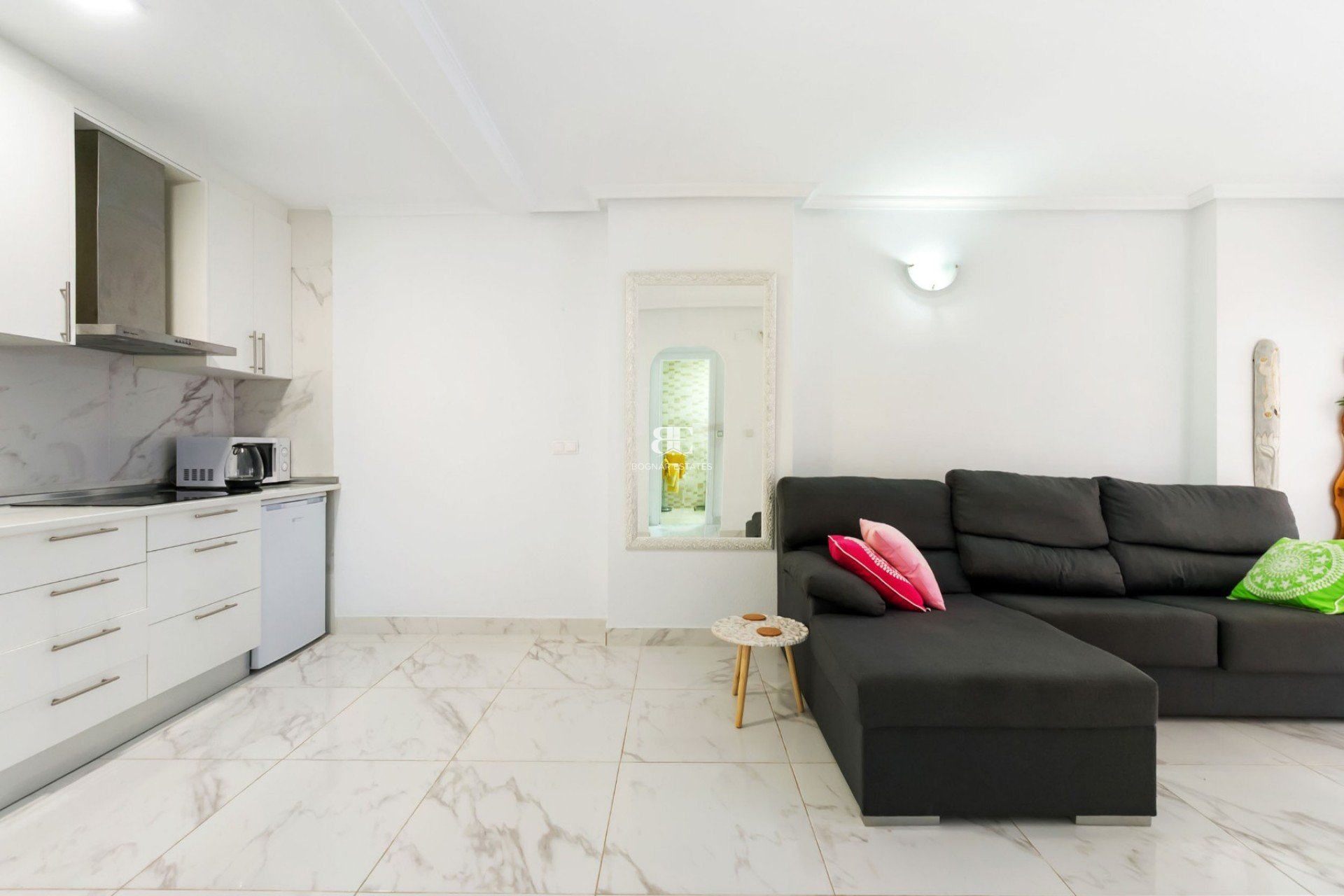 Resale - apartment -
Torrevieja - Center