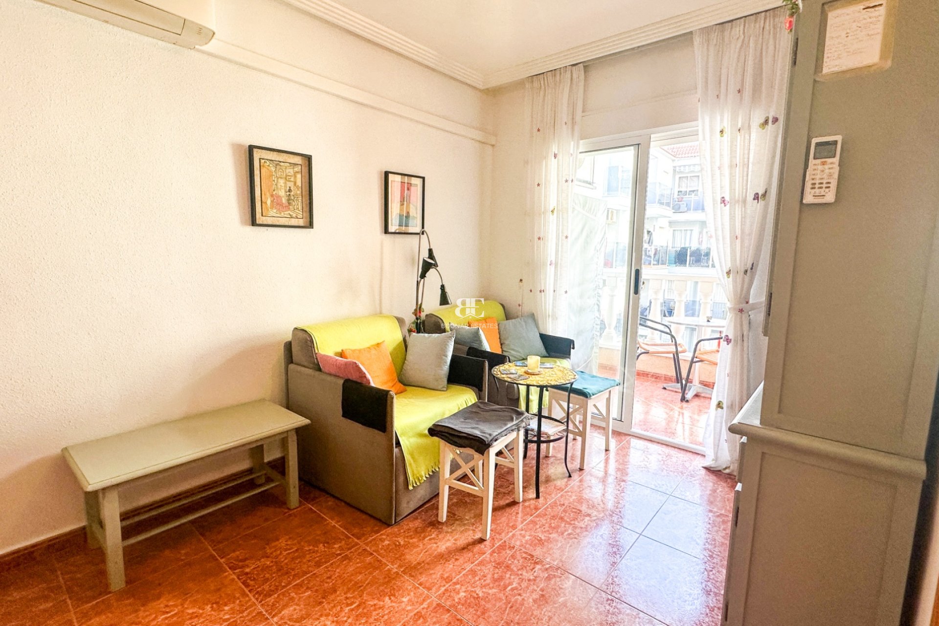 Resale - apartment -
Torrevieja - Center