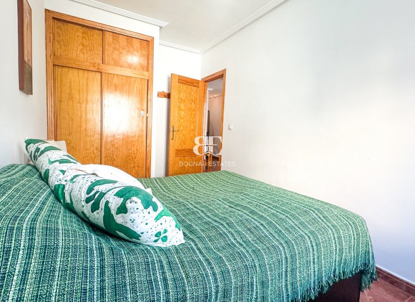 Resale - apartment -
Torrevieja - Center