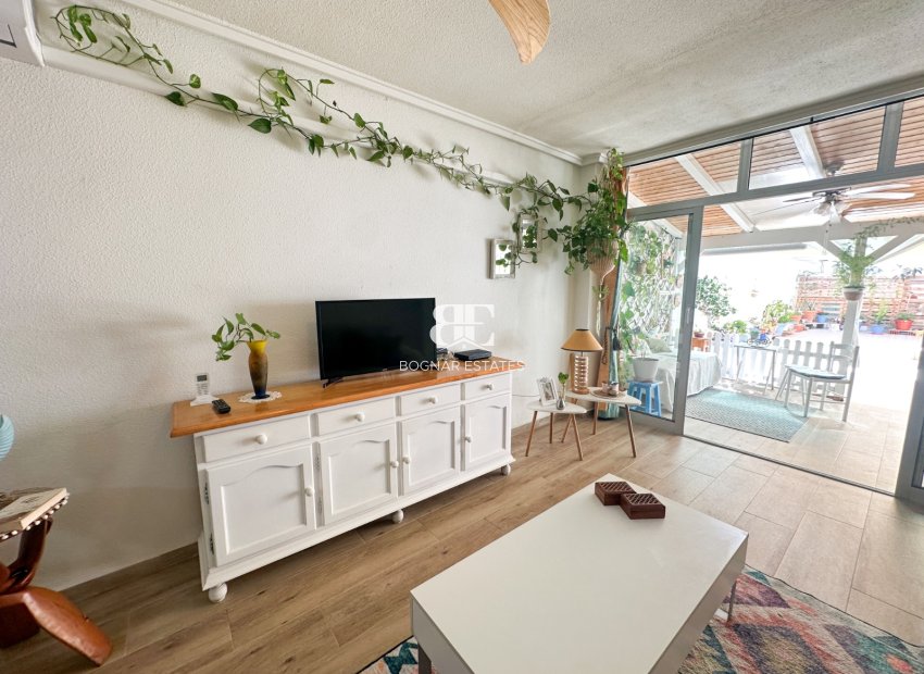 Resale - apartment -
Torrevieja - Center