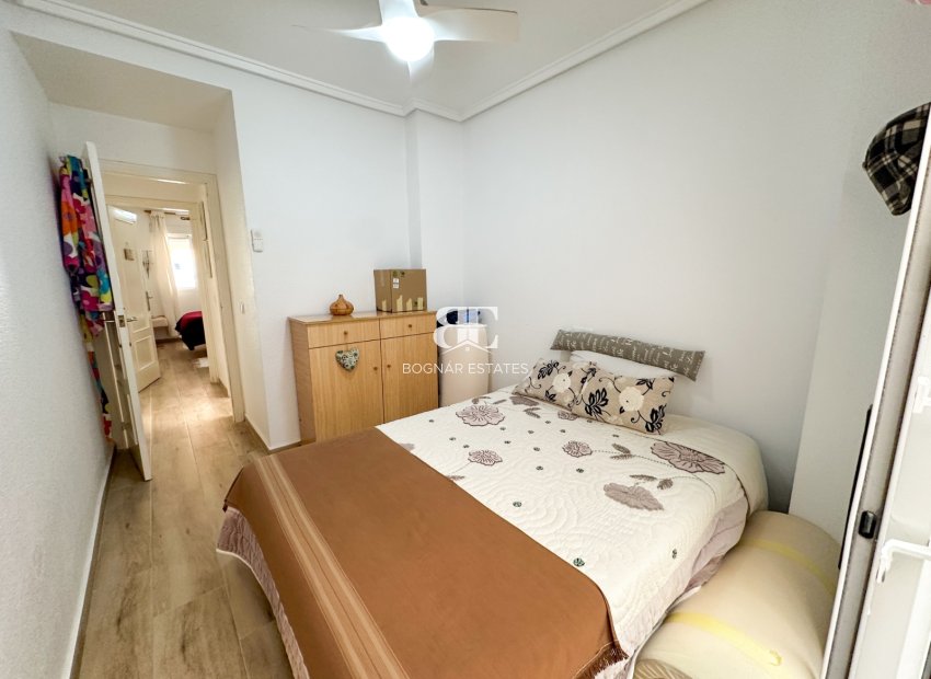 Resale - apartment -
Torrevieja - Center