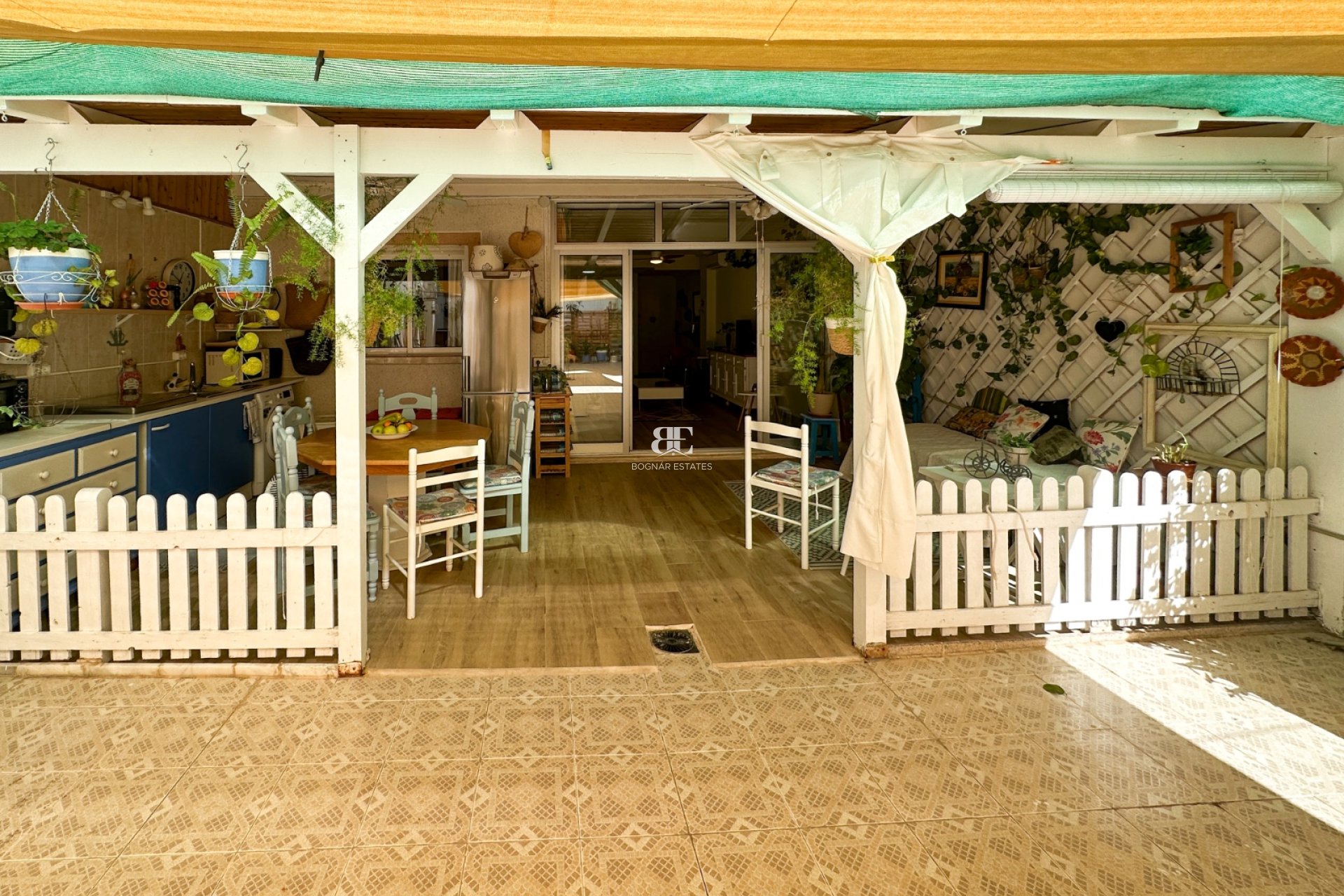 Resale - apartment -
Torrevieja - Center