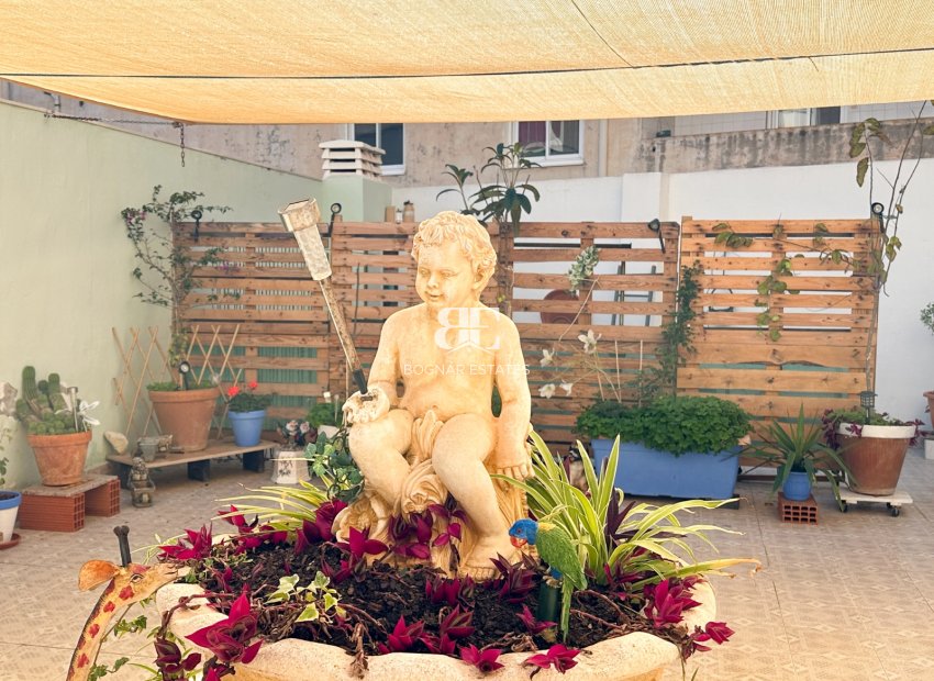 Resale - apartment -
Torrevieja - Center