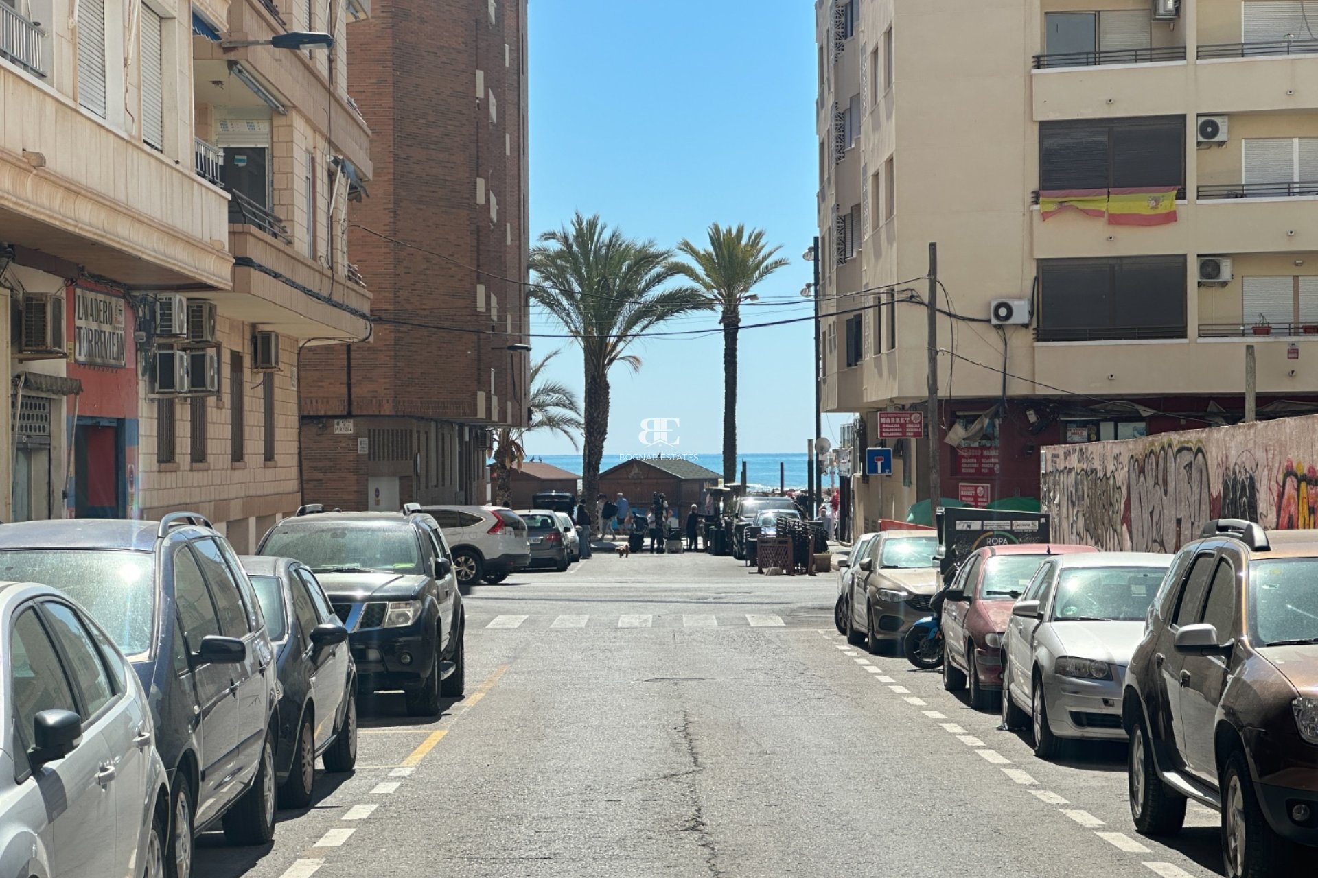 Resale - apartment -
Torrevieja - Center