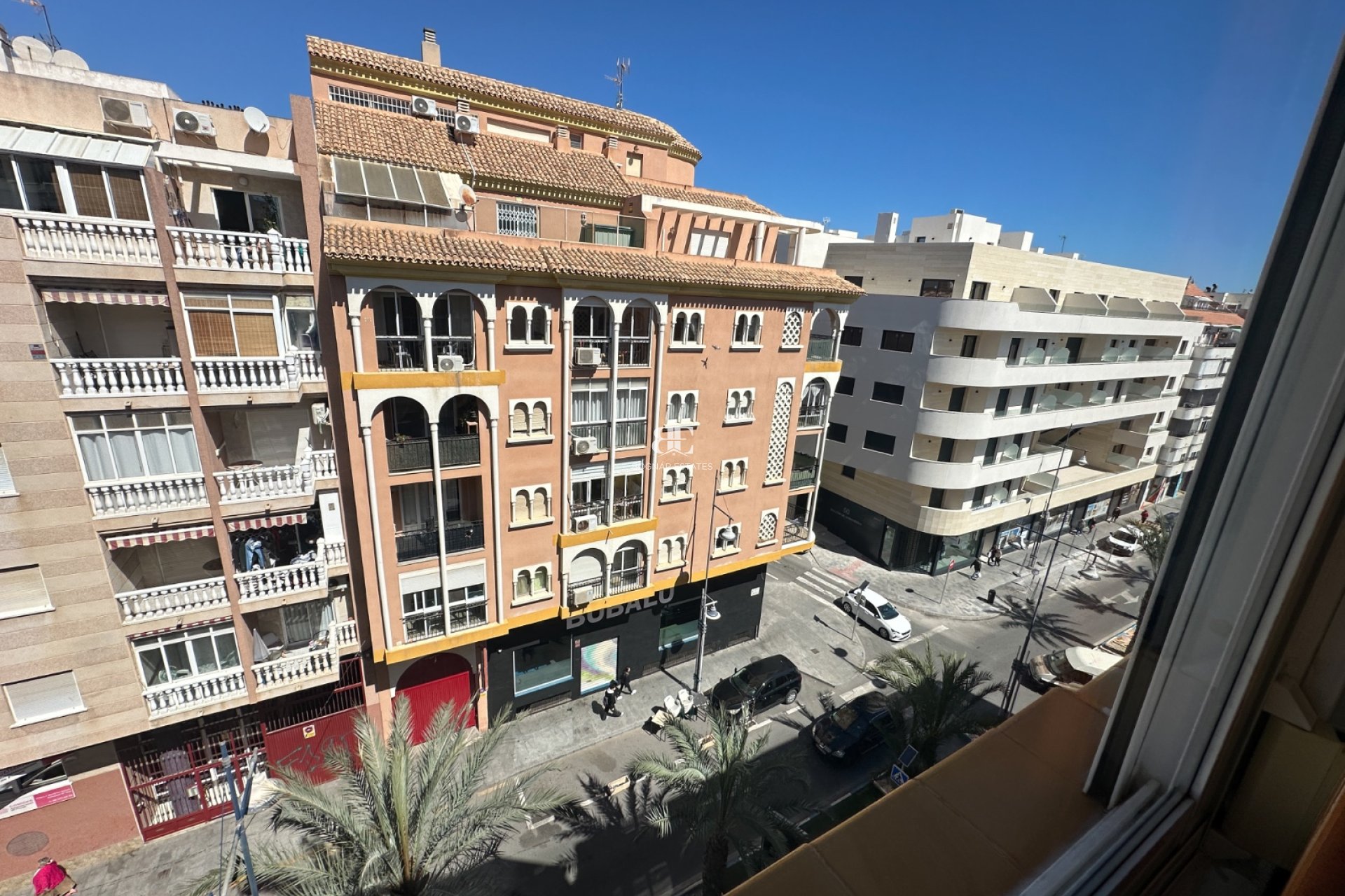 Resale - apartment -
Torrevieja - Center