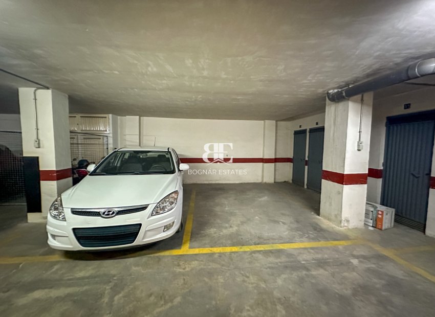 Resale - apartment -
Torrevieja - Center