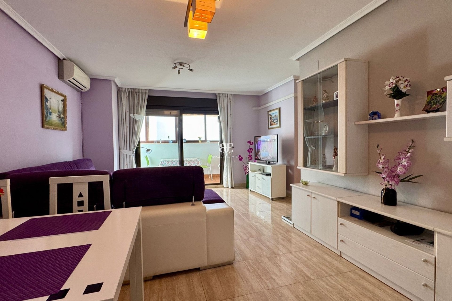 Resale - apartment -
Torrevieja - Center