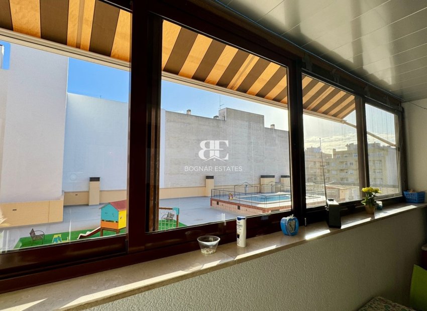 Resale - apartment -
Torrevieja - Center