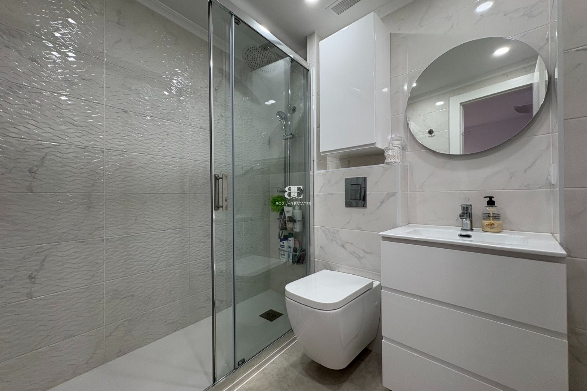 Resale - apartment -
Torrevieja - Center