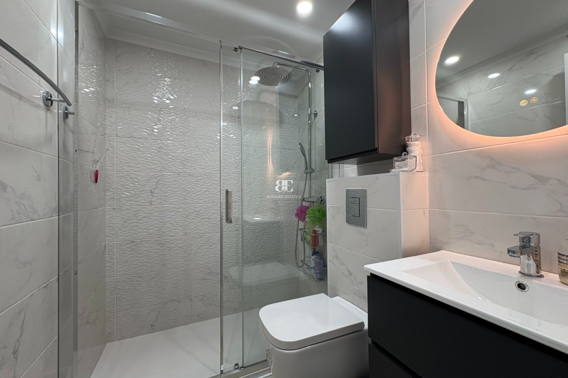 Resale - apartment -
Torrevieja - Center