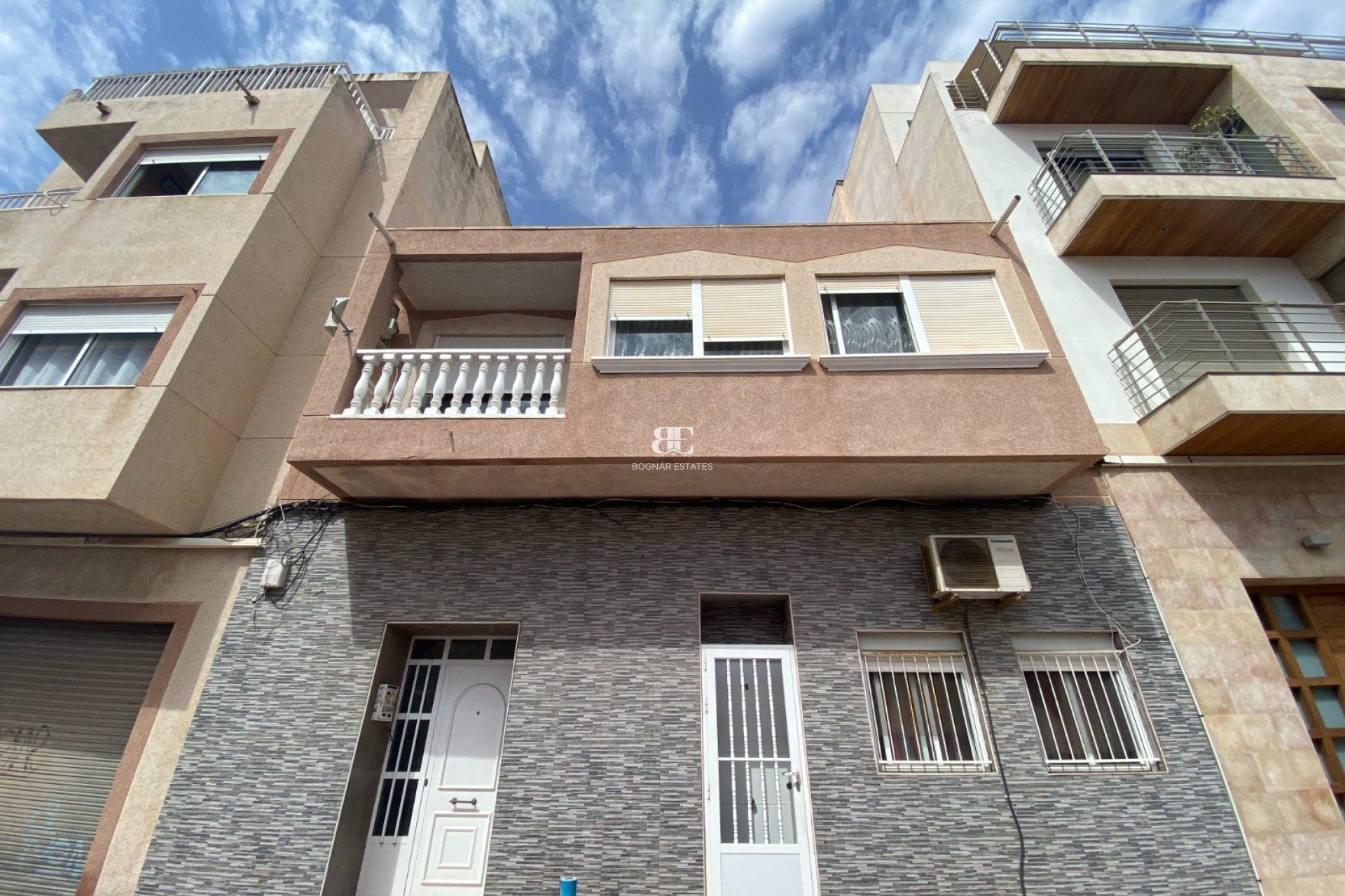 Resale - apartment -
Torrevieja - Center