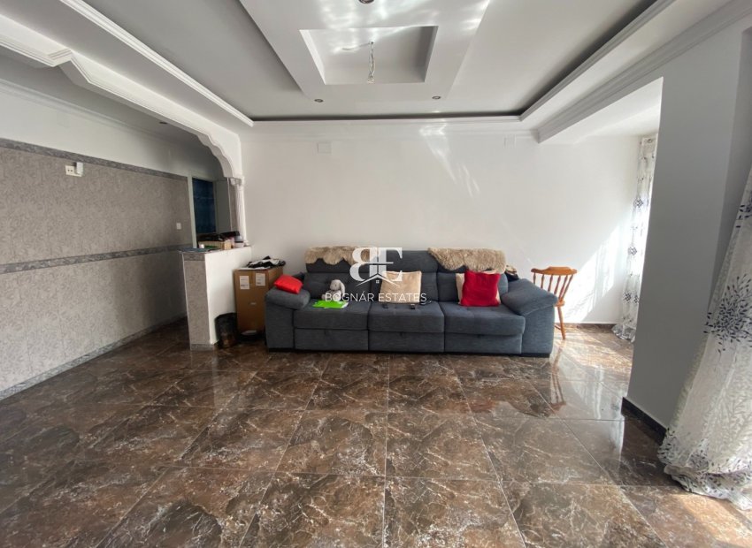 Resale - apartment -
Torrevieja - Center