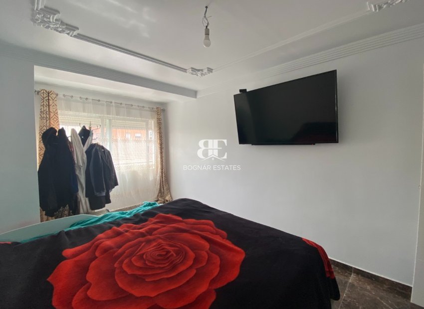 Resale - apartment -
Torrevieja - Center