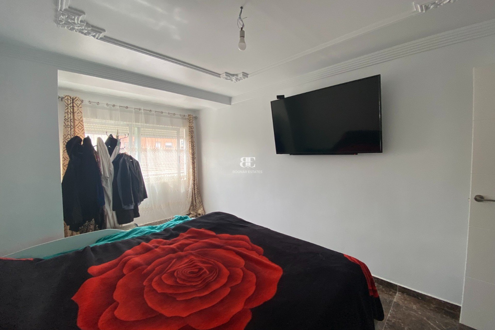 Resale - apartment -
Torrevieja - Center