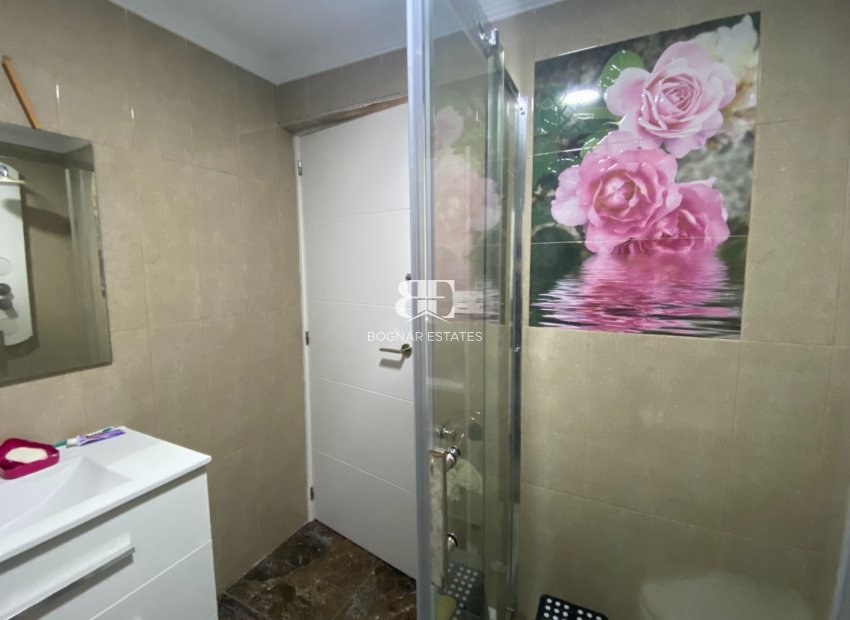 Resale - apartment -
Torrevieja - Center