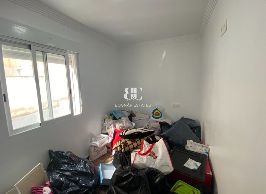 Resale - apartment -
Torrevieja - Center
