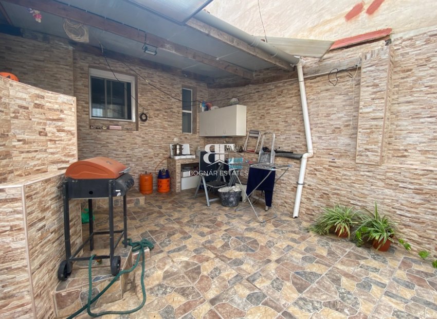 Resale - apartment -
Torrevieja - Center
