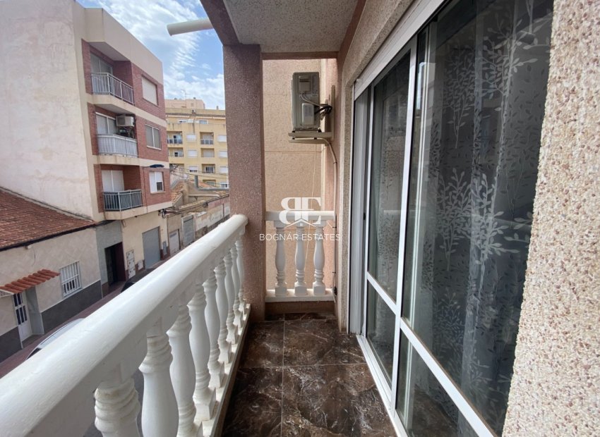 Resale - apartment -
Torrevieja - Center