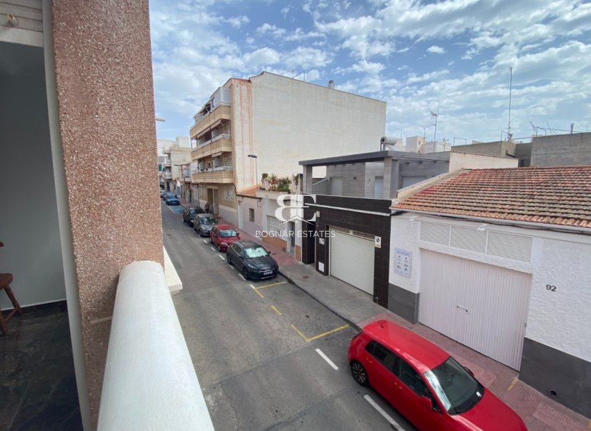 Resale - apartment -
Torrevieja - Center