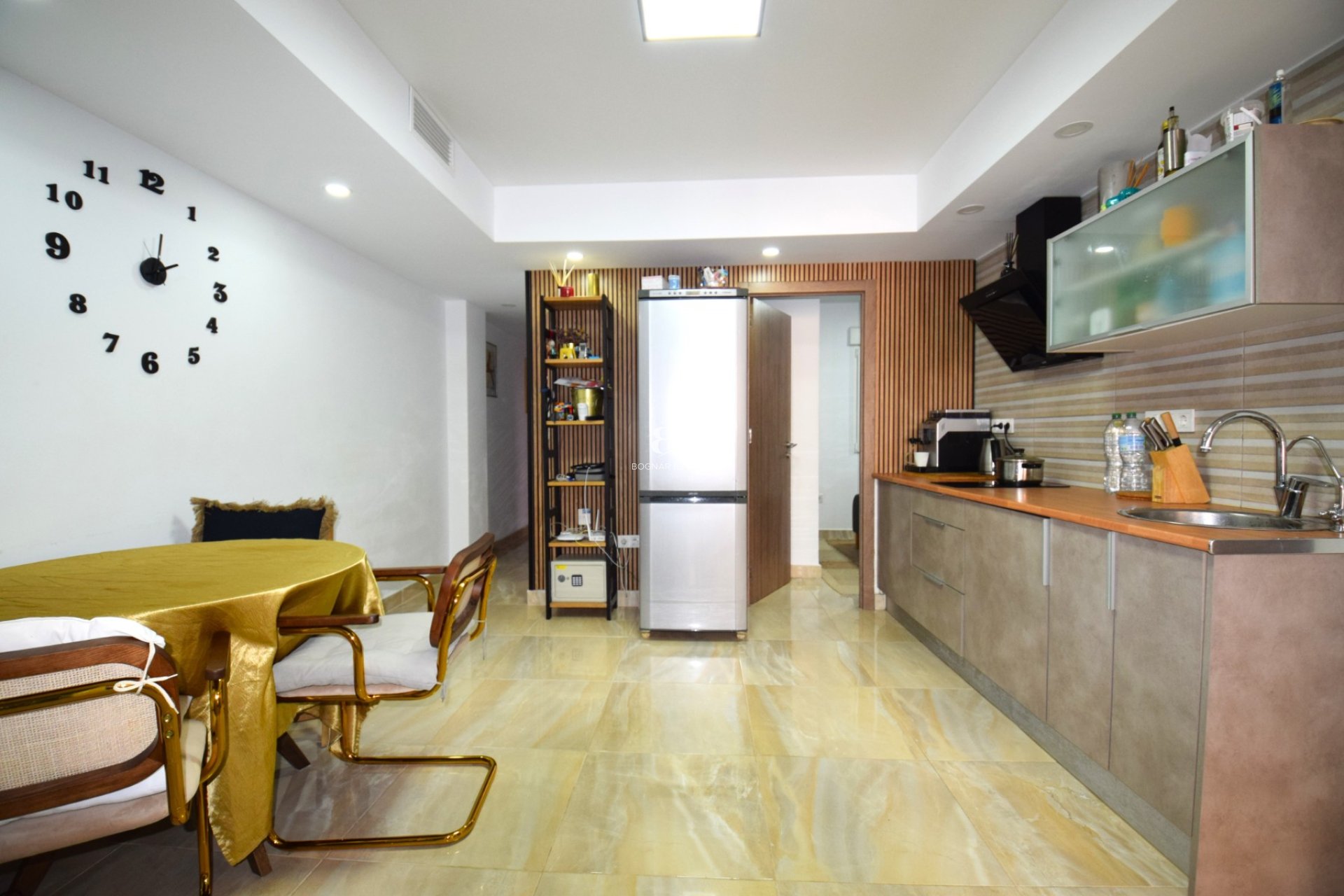 Resale - apartment -
Torrevieja - Center