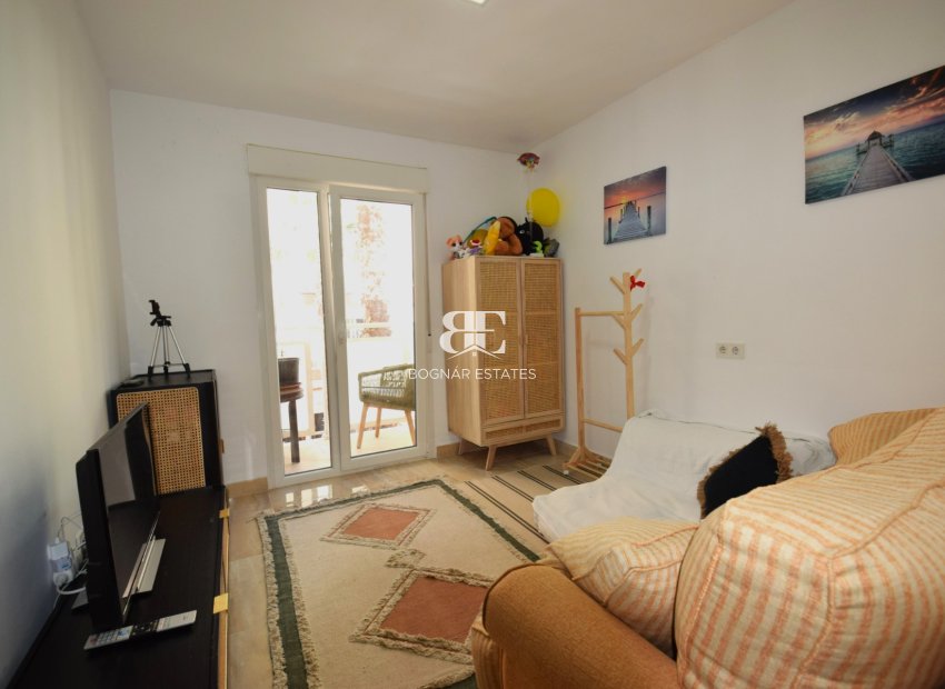 Resale - apartment -
Torrevieja - Center