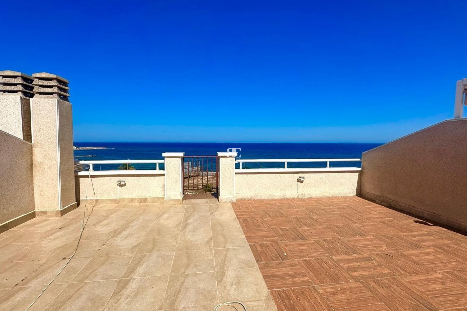 Resale - apartment -
Torrevieja - Curva del Palangre