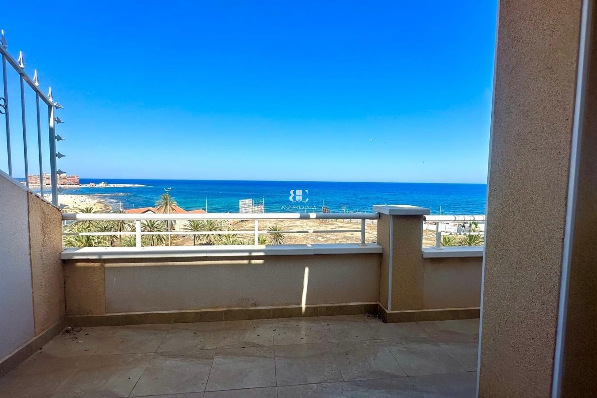Resale - apartment -
Torrevieja - Curva del Palangre