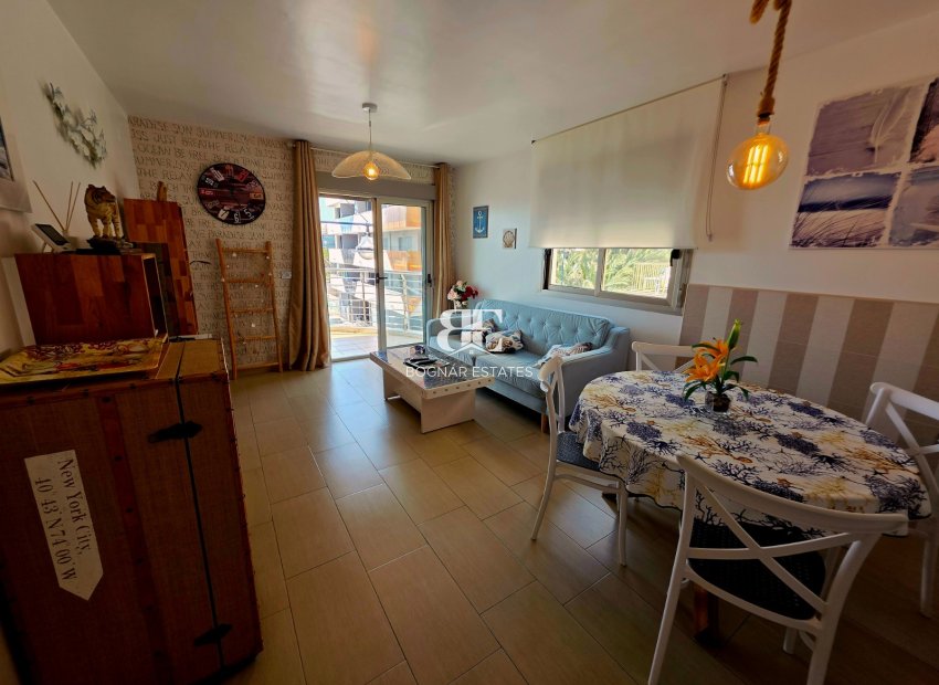 Resale - apartment -
Torrevieja - Curva del Palangre