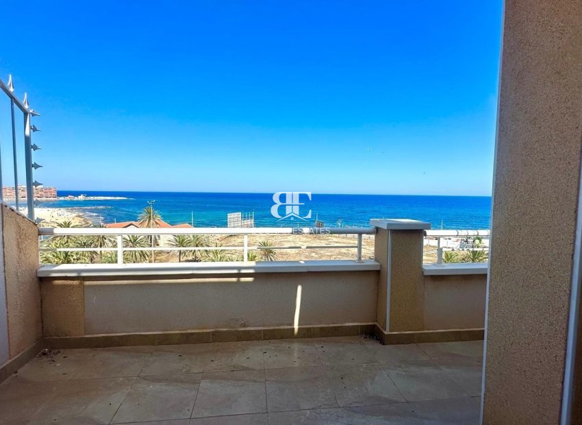 Resale - apartment -
Torrevieja - Curva del Palangre