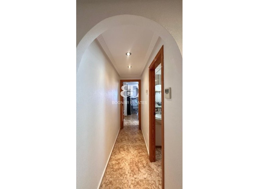 Resale - apartment -
Torrevieja - Curva del Palangre