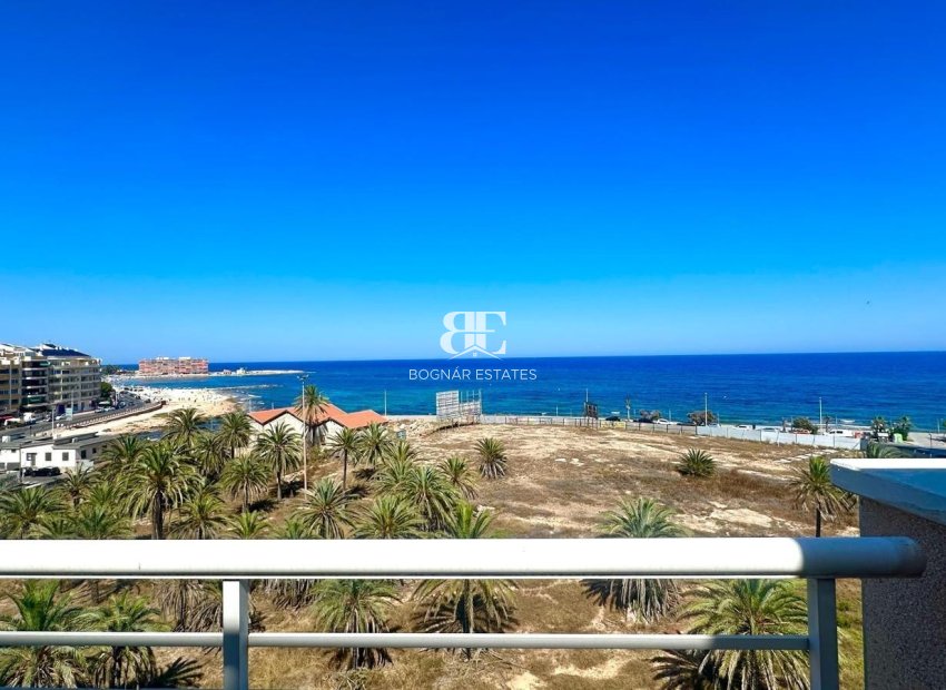 Resale - apartment -
Torrevieja - Curva del Palangre