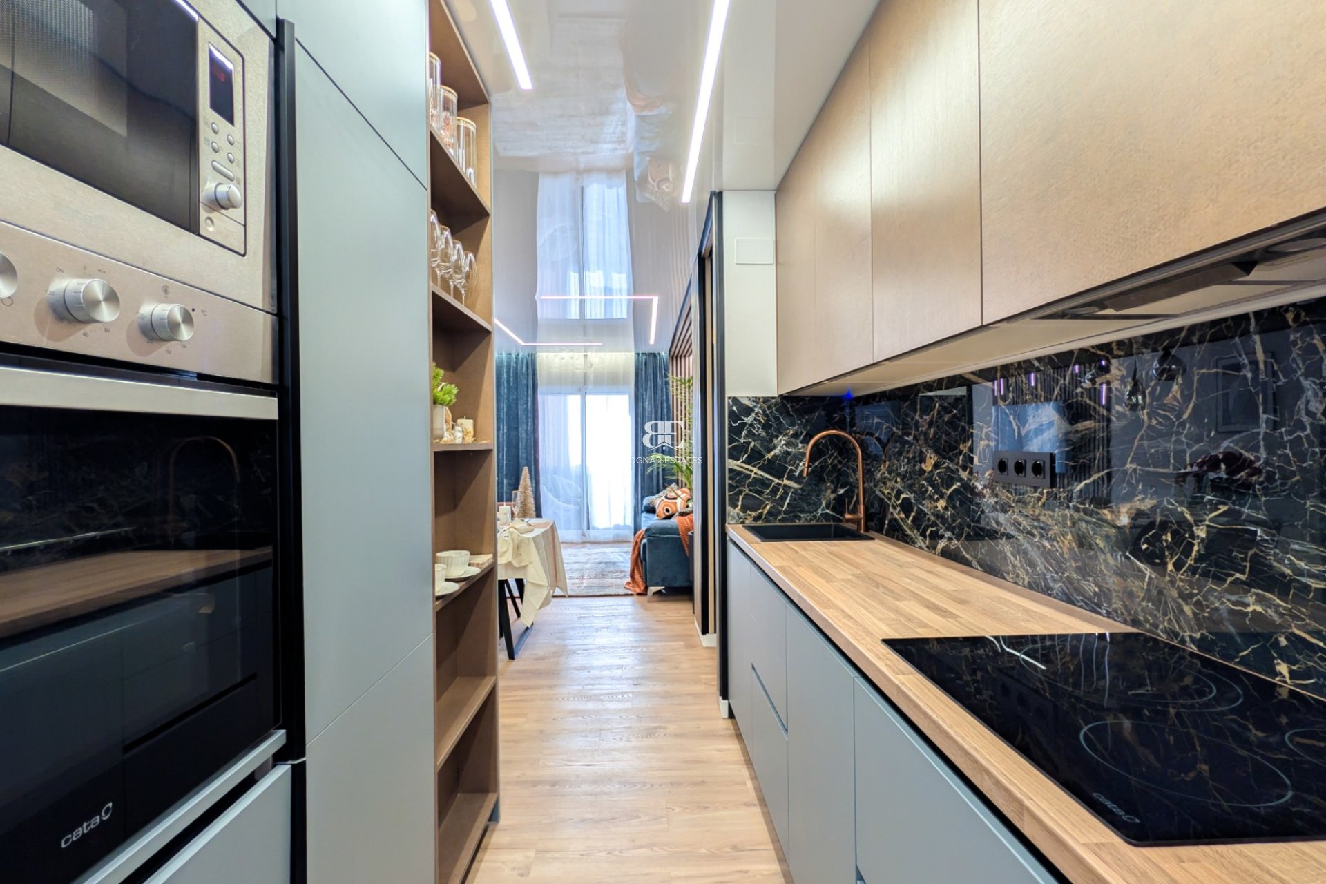 Resale - apartment -
Torrevieja - El Acequión - Los Náufragos