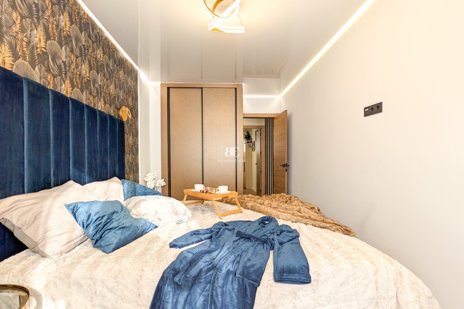 Resale - apartment -
Torrevieja - El Acequión - Los Náufragos