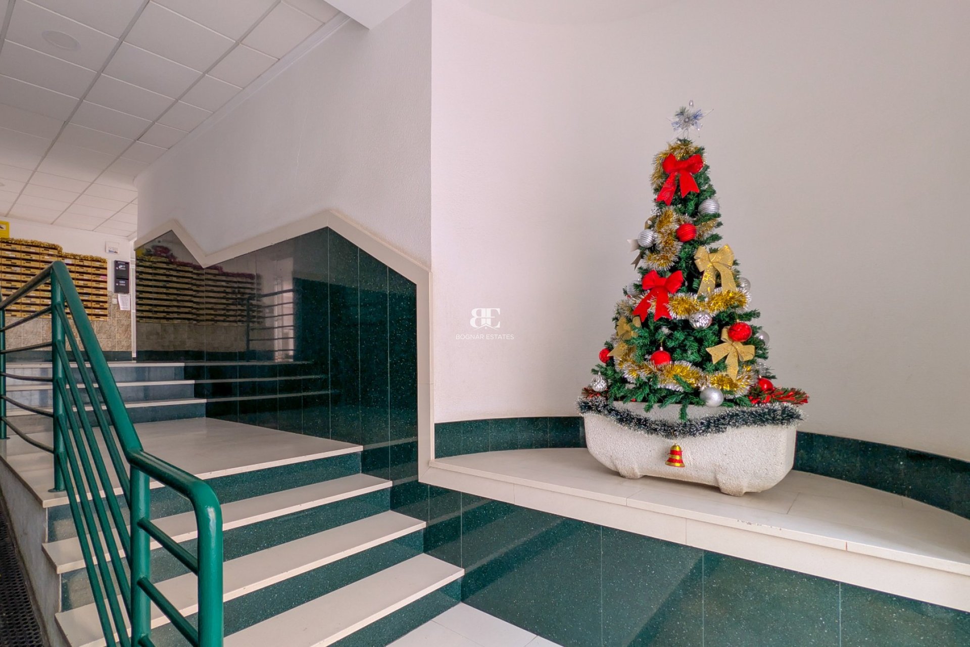 Resale - apartment -
Torrevieja - El Acequión - Los Náufragos