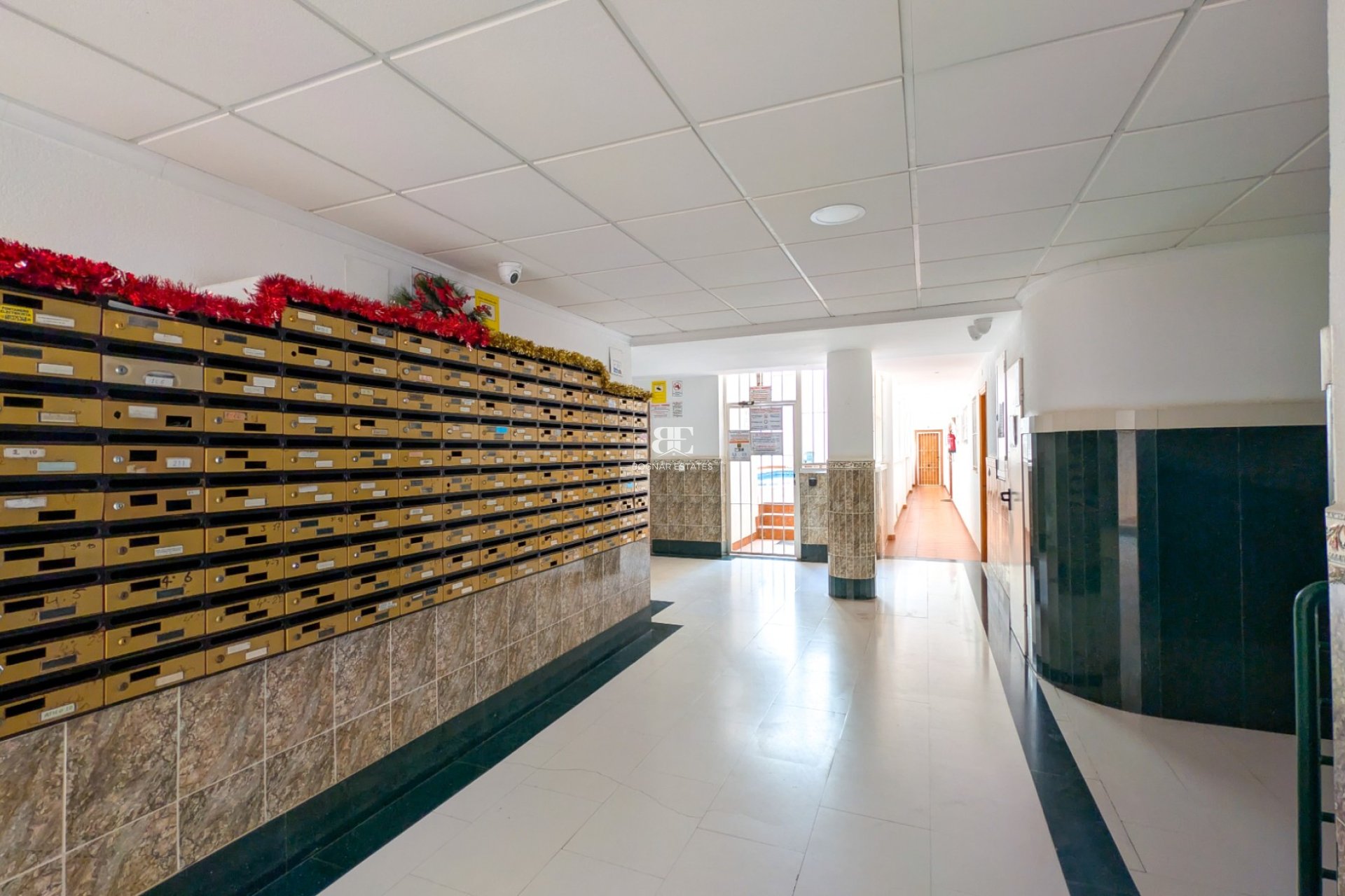 Resale - apartment -
Torrevieja - El Acequión - Los Náufragos