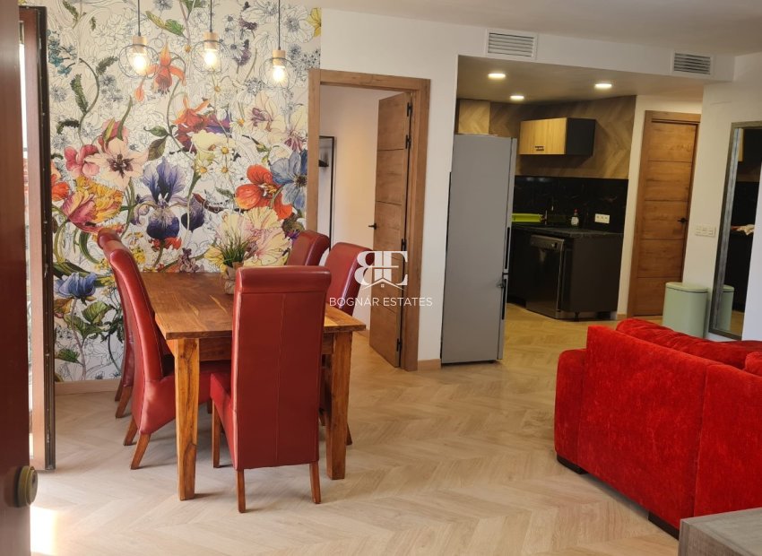 Resale - apartment -
Torrevieja - El Acequión - Los Náufragos