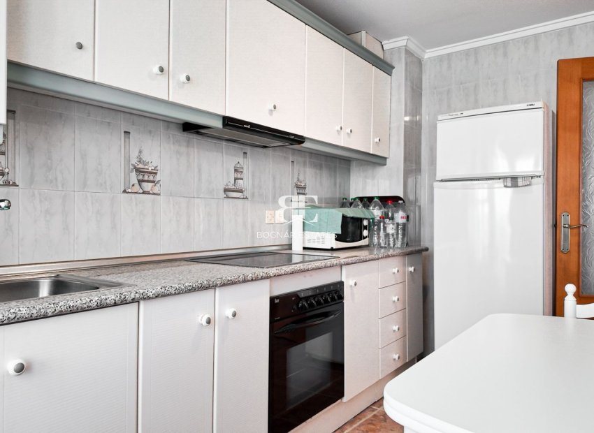 Resale - apartment -
Torrevieja - El Acequión - Los Náufragos