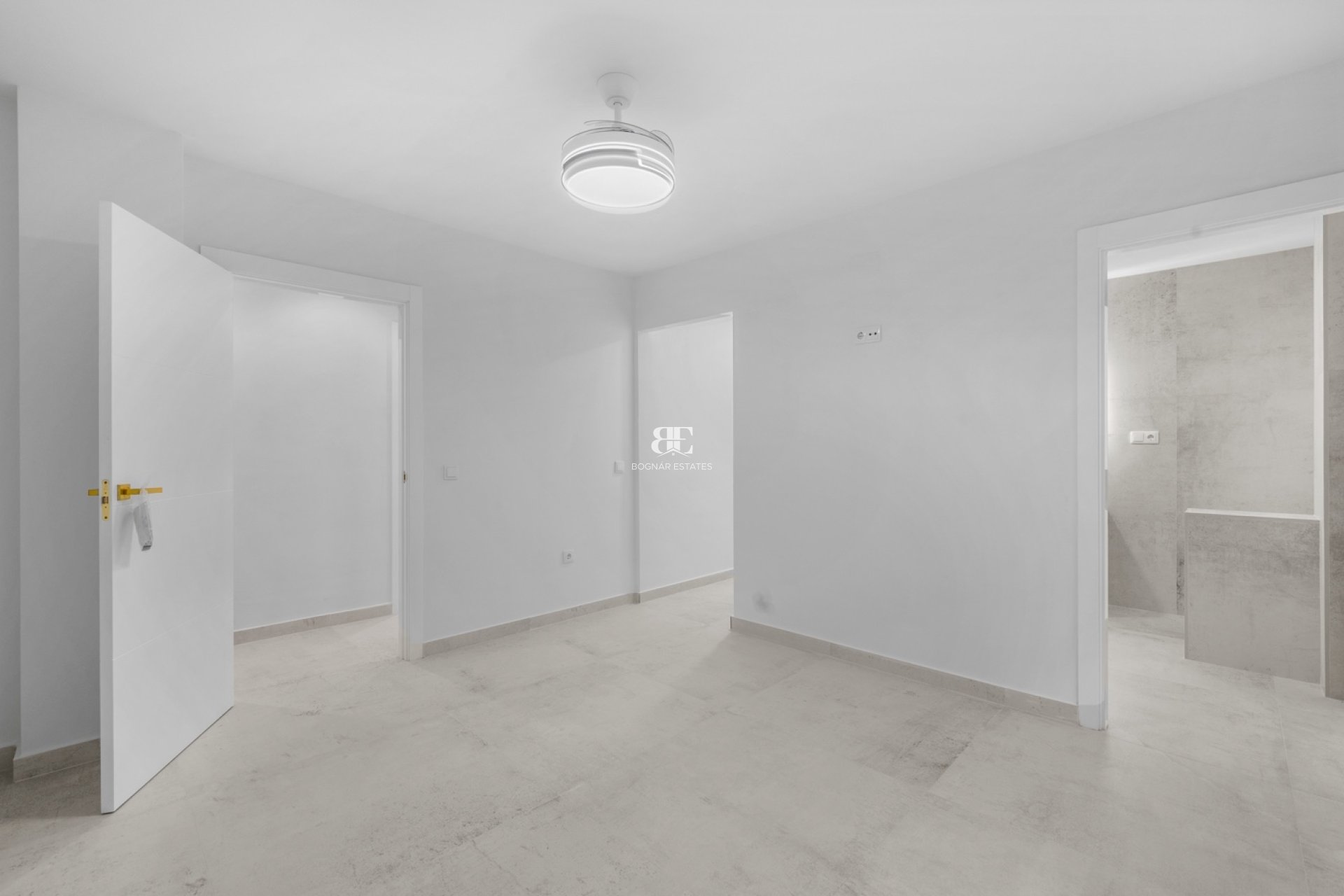 Resale - apartment -
Torrevieja - El Acequión - Los Náufragos