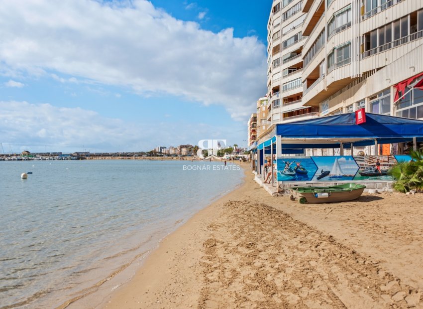 Resale - apartment -
Torrevieja - El Acequión - Los Náufragos