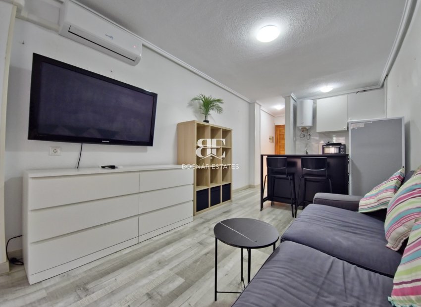 Resale - apartment -
Torrevieja - El Chaparral