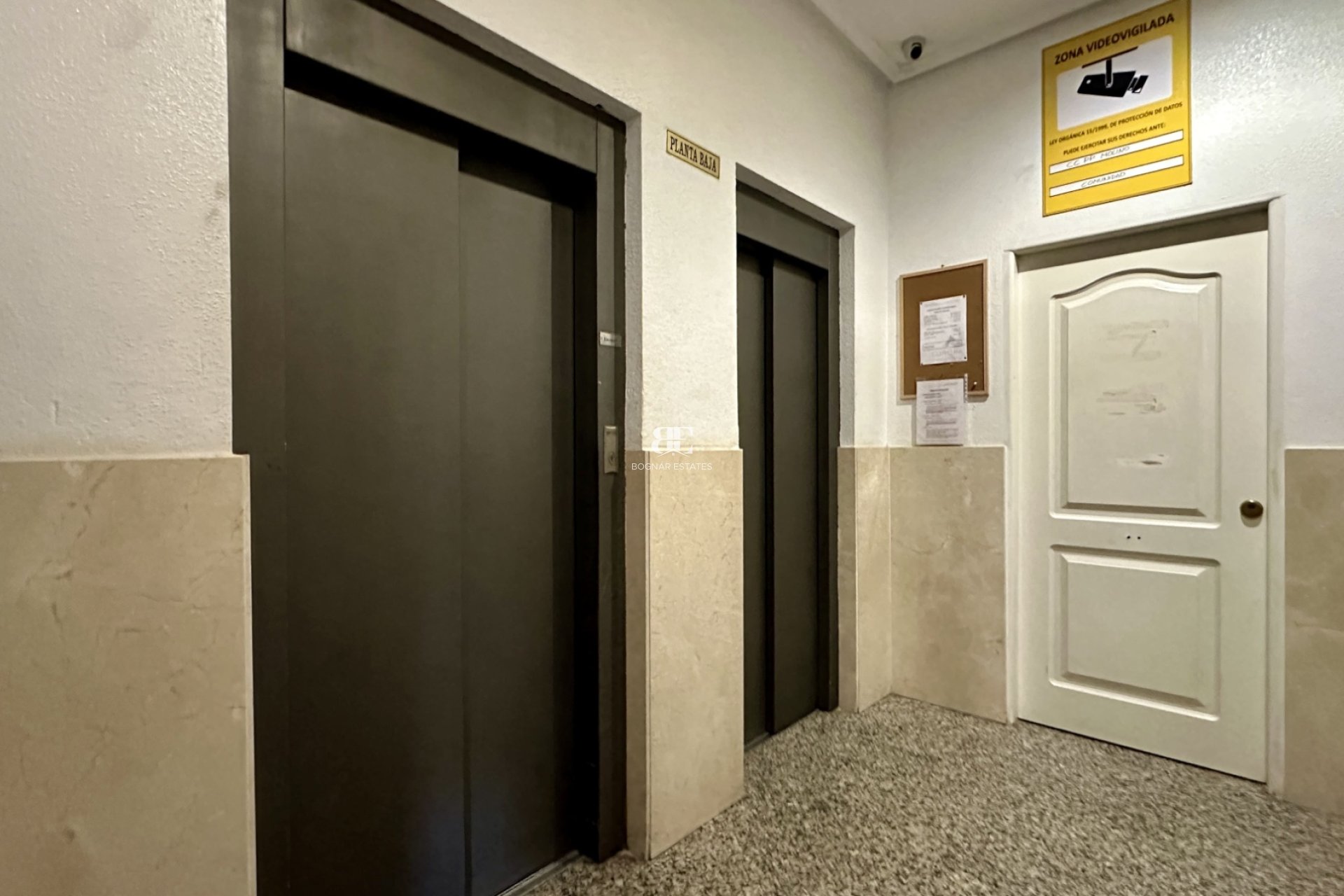 Resale - apartment -
Torrevieja - El Molino