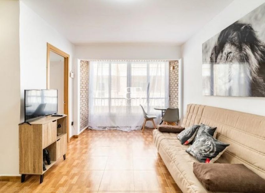 Resale - apartment -
Torrevieja - La Mata