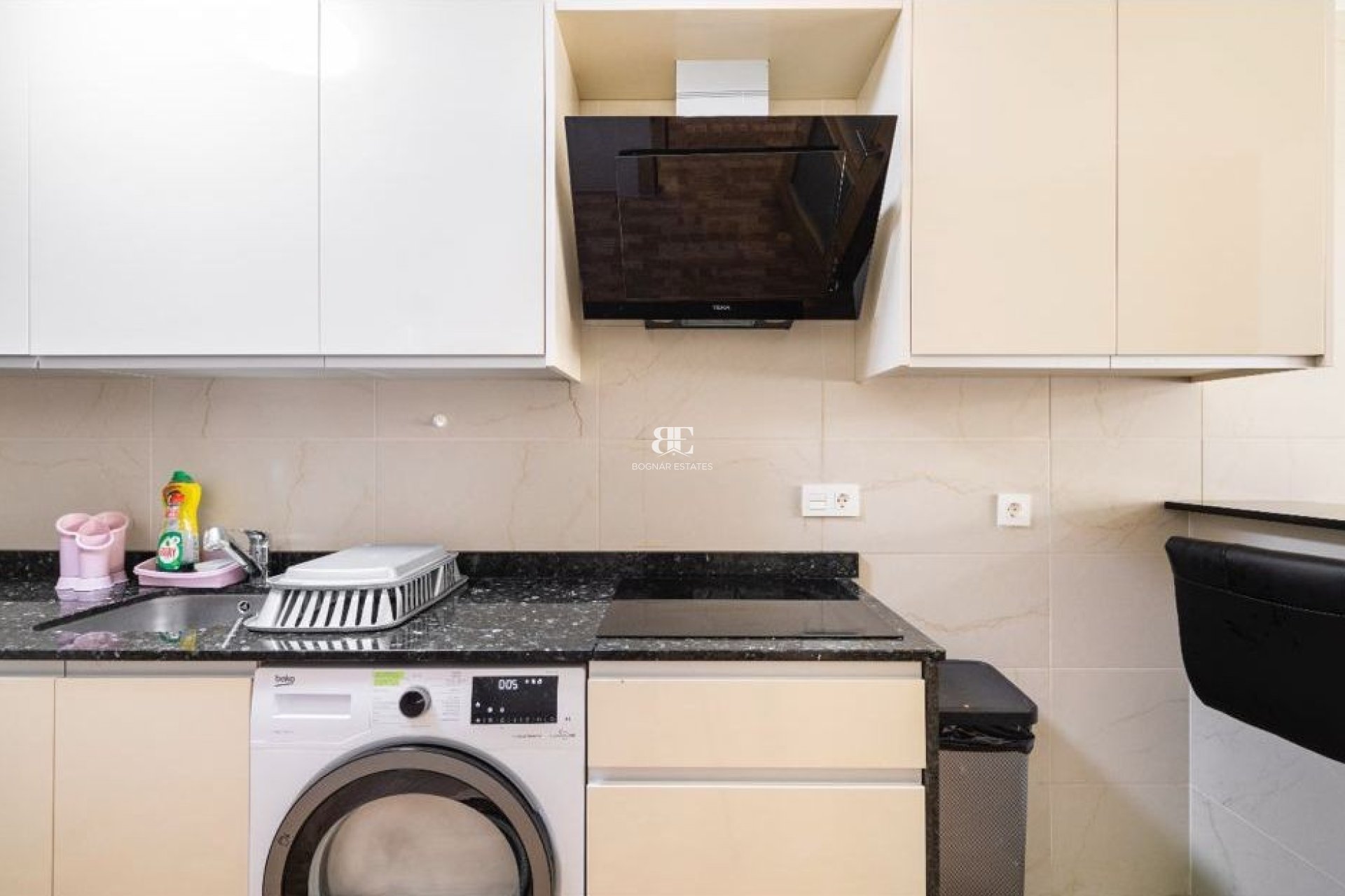 Resale - apartment -
Torrevieja - La Mata